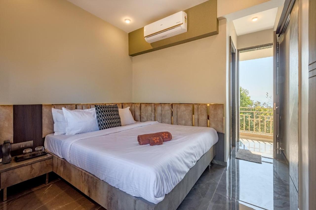 Saffronstays Heavone Trio, Lonavala Extérieur photo
